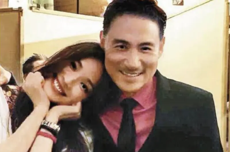 ▲舒淇（左）在臉書發千字文歌頌自己的偶像張學友（右），回顧自己30年追星路，同時感謝偶像願意幫自己圓一個「穿婚紗的夢。」（圖／Shu Qi 臉書）