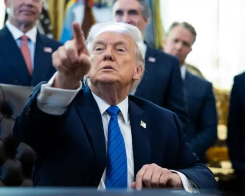 美國已告知伊朗達成協議「最後限期」！外媒爆：川普最快週日動手
