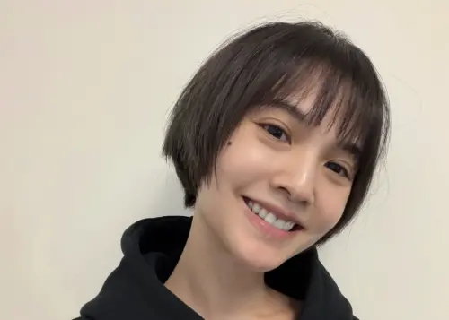 ▲楊丞琳新加坡演唱會開演前一週突然宣布取消，讓粉絲相當無奈。（圖／翻攝自IG@rainie77）