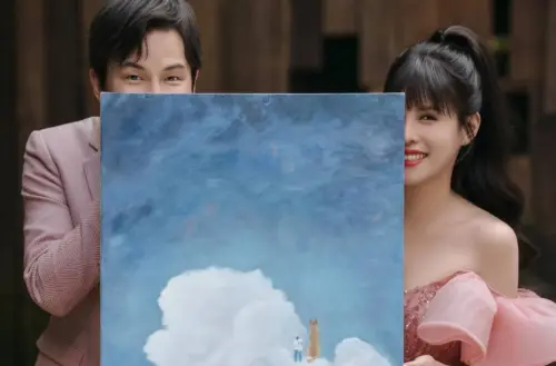 夏宇童曬超美婚紗照！秀畫作放閃孫協志　甜喊：我們一家三口
