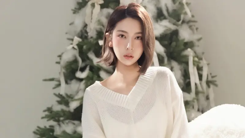 ▲雅方羊肉爐00後千金林暄穎靠短影音成功讓老品牌翻紅，2個月帶動冰品營收成長3成，174公分短髮形象吸粉無數，被封「真人版18號」，成為新世代接班代表。（圖／翻攝自林暄穎IG@juliaxlln）