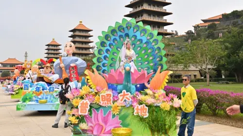 ▲佛光山育幼院青年及院童合力創意12台花車，將展演並與大眾結緣。（圖／佛光山提供）