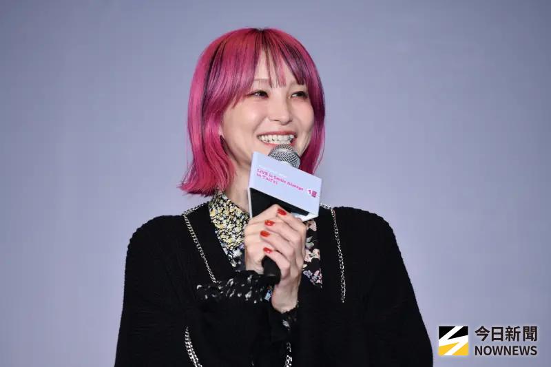 ▲LiSA即將在6月19日、20日在台北小巨蛋舉辦演唱會，今天她特地來台宣傳、親自宣布2/5在遠大售票實名登記抽票。（圖／記者林柏年攝）