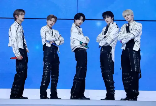 TXT大巨蛋演唱會坐卡車飆出來！寵粉模式全開　2.5萬名粉絲瘋掉了
