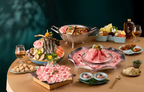 ▲「青花驕」推出海陸驕宴四人套餐，3999元有日本頂級牛、奢華海鮮盤等海陸食材。（圖／青花驕提供https://www.chinhuajiao.com）