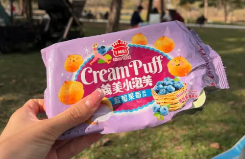 義美小泡芙新口味爆紅！「酸甜果香噴發」吃完上癮瘋搶：冰過更讚
