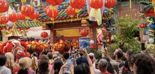 ▲泰國曼谷以金碧輝煌的佛教寺廟與多樣化觀光資源聞名，加上現代化購物中心與交通便利，持續吸引全球旅客造訪。（圖／翻攝自 bangkokbiznews）