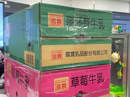 ▲▼有民眾突然回憶起國農牛乳的好滋味，手刀下訂2大箱享用，引發眾多台灣人討論。（圖／翻攝Threads）