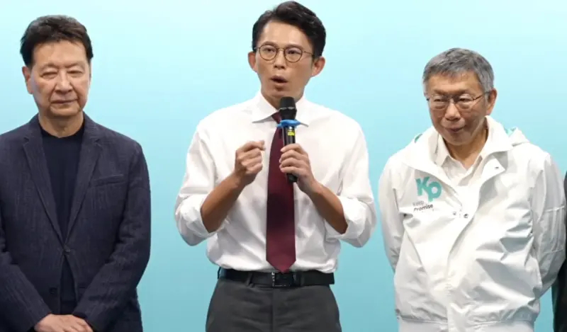 ▲柯文哲出席黃國昌新北市長競選總部開幕，稱自己當過8年市長，認為新北還是改變太慢了。（圖／翻攝畫面）