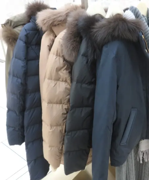 ▲多數的羽絨外套表布為了防止羽絨穿刺，都會特別熱壓再加上撥水處理，但水分還是會在清洗過程中不斷滲入衣服。（示意圖，與本文無關／翻攝自photoAC）