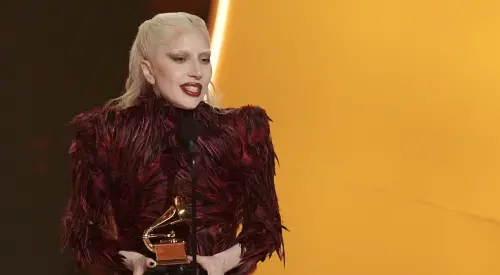 ▲Lady Gaga憑藉專輯《Mayhem》榮獲最佳流行演唱專輯獎。 （圖／美聯社）