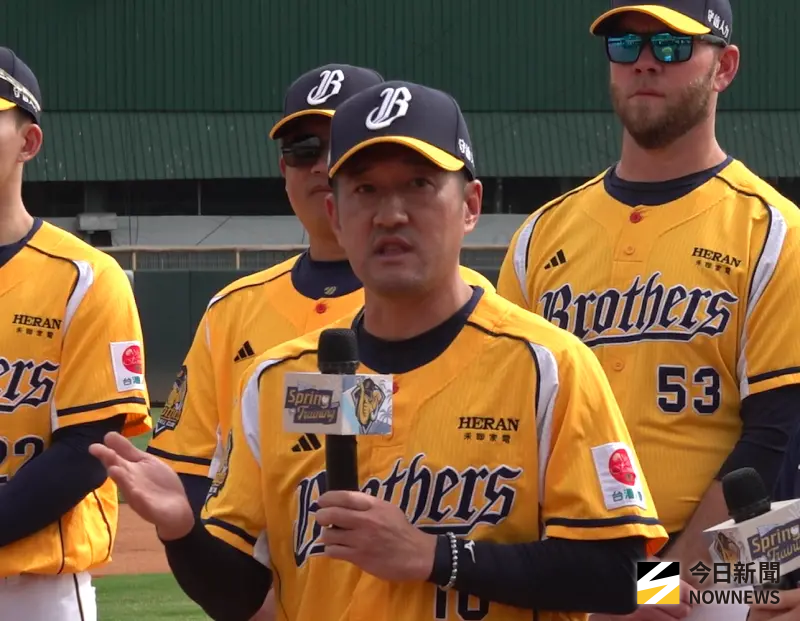 ▲中信兄弟總教練平野惠一將自己比喻成農夫，他原本構想「第1年播種、第2年澆水、第3年開花」，他笑說，計劃不如預期可能是水澆太多。（圖／記者陳云茹攝,2026.02.02）