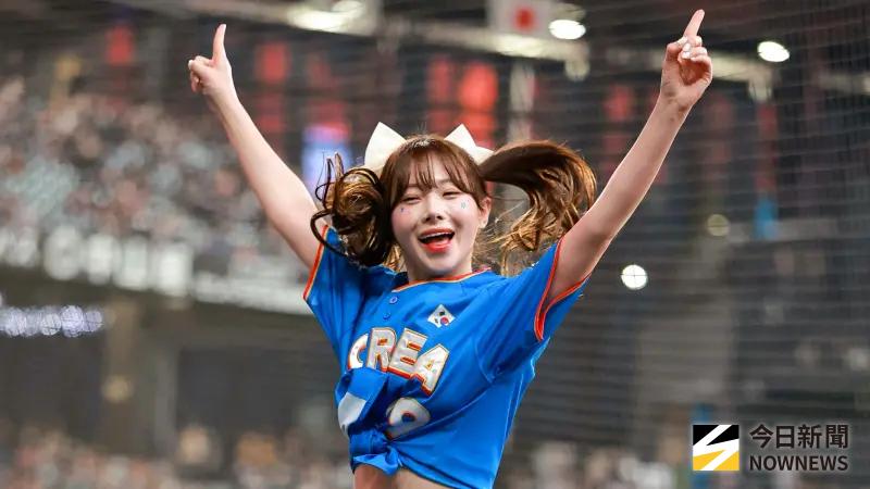 ▲金娜妍轉戰NC恐龍啦啦隊，引發韓華鷹是否限制雙邊應援討論，經紀人坦言金娜妍將繼續當「空中飛人」，維持台、韓2地活動。（圖／讀者提供）