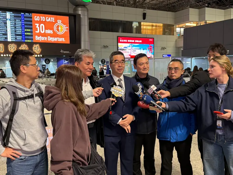 ▲國民黨副主席蕭旭岑與國政基金會副董事長李鴻源今（2）日上午率團前往北京參加「兩岸交流合作前瞻論壇」。（圖／國民黨提供）