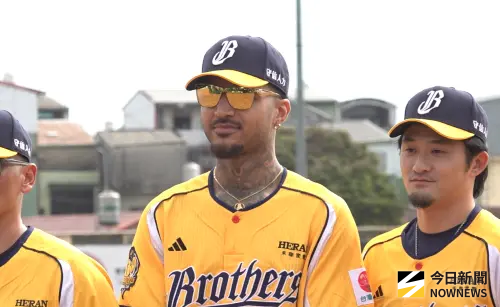 中職／叔叔曾是「建仔殺手」！歐文揚一看到王建民：我變成追星族
