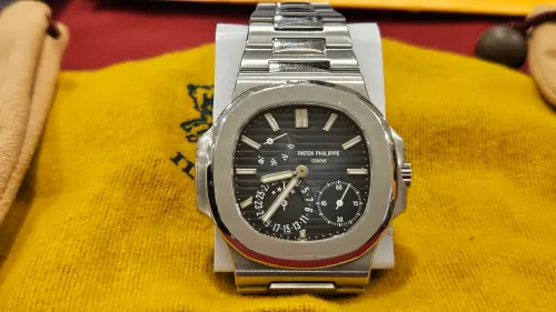 ▲百達翡麗「金鷹」，市價300萬元。（圖／記者劉松霖攝）