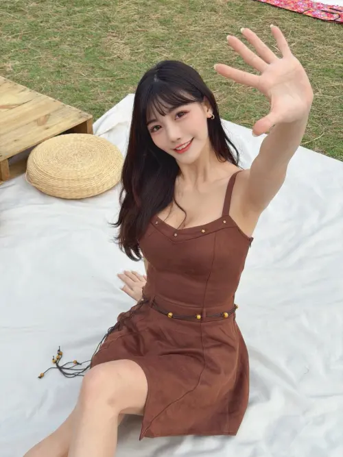 ▲陳葳走出當年的緋聞風伯，如今是在IG上擁有超過45萬追蹤的知名網紅。（圖／翻攝自陳葳臉書）