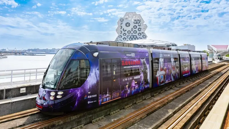 ▲超人力霸王主題輕軌列車。（圖／高市府觀光局提供）