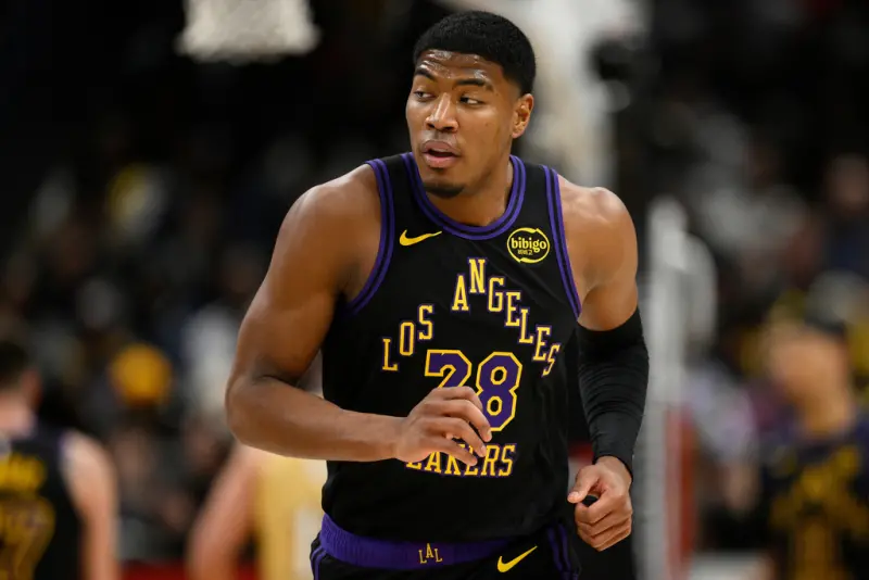 ▲NBA洛杉磯湖人仍舊希望重整陣容，根據美國媒體報導，湖人正式展現出願意將八村壘納入交易考量的態度，過去他們從未真正把這位日籍前鋒放進交易包裹。（圖／美聯社／達志影像）