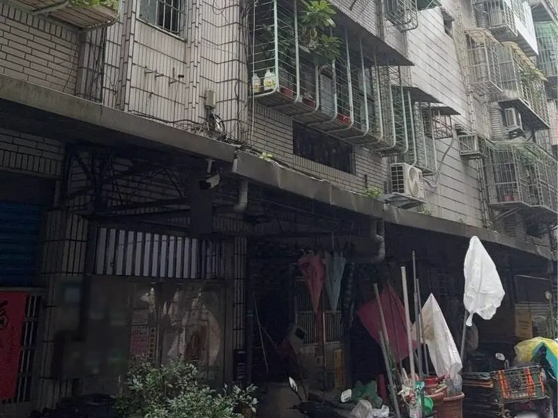 ▲新北市土城區傳出連續一氧化碳中毒事件，在11歲的女童不幸身亡後其家屬也出現不適反應。（圖／翻攝畫面）