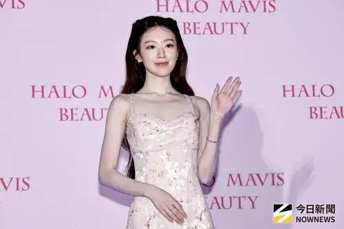 ▲舒華四肢纖細，粉絲都很擔心她會過勞。（圖／記者吳翊緁攝）