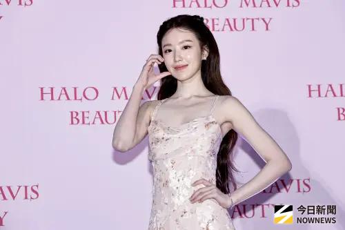 ▲舒華將跟i-dle於3月7日在臺北大巨蛋開演唱會。（圖／記者吳翊緁攝）