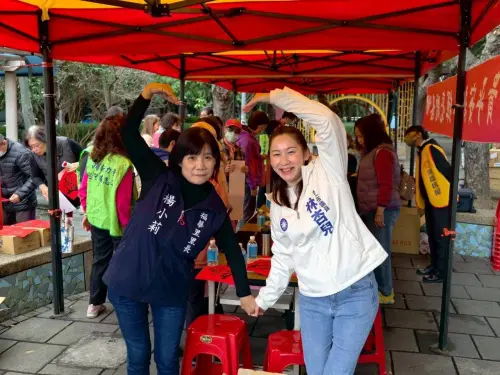 ▲林杏兒則說，新人多，對於她們第一次要拚連任的議員有一定的壓力。（圖／林杏兒臉書）