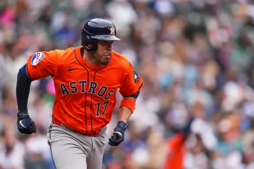 ▲休士頓太空人隊韓裔工具人惠特科姆（Shay Whitcomb），入選本屆經典賽韓國隊，填補韓國隊內野戰力的空缺。（圖／美聯社／達志影像）