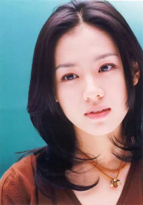 ▲孫藝真早年以《夏日香氣》、《我腦海中的橡皮擦》累積高人氣，長期被定型純愛代表女星。（圖／《外出》Naver劇照）