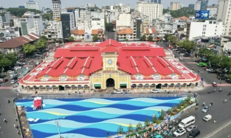 ▲越南市府今年1月拍板核准春節前翻新市中心七大地點。圖為檳城市場廣場。（圖／翻攝自越南快訊）
