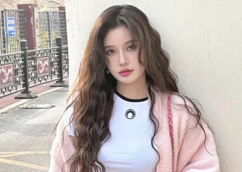 38歲女星爆：GD拉我坐他大腿！曾外流和T.O.P親密照　粉絲全罵爆
