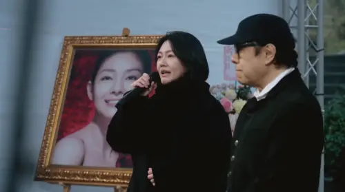 ▲小S（左）、蔡康永（右）主持大S紀念雕像揭幕儀式。（圖／經紀公司提供）