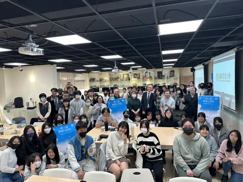 ▲即日起在嶺東科大舉辦的跨海動漫工作坊，邀日本漫畫大師親授，參與踴躍，（圖／嶺東科大提供）