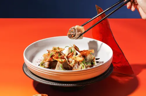 ▲台北W飯店（W Taipei）的現代法式餐廳「Seasons by olivier e.」因應新春推出餃子新菜色，圖為紅酒牛肉口味。（圖／台北W飯店提供https://www.wtaipei.com.tw）