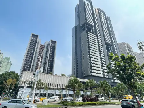 2025高雄豪宅王大洗牌！亞灣區豪宅1.1億登頂　周子瑜家僅排第五
