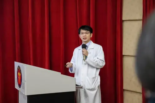 26歲女切甲狀腺腫瘤！三總手術導入光纖雷射　頸部未留明顯疤痕
