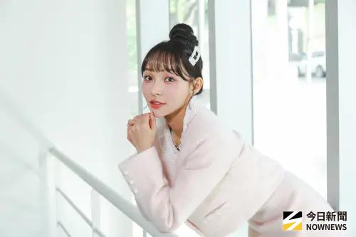 ▲林襄（如圖）自2021年起加入中華職棒啦啦隊，她笑說自己夢想中的舞台其實是家裡的廚房，很想當個家庭主婦。（圖／記者陳明安攝影）