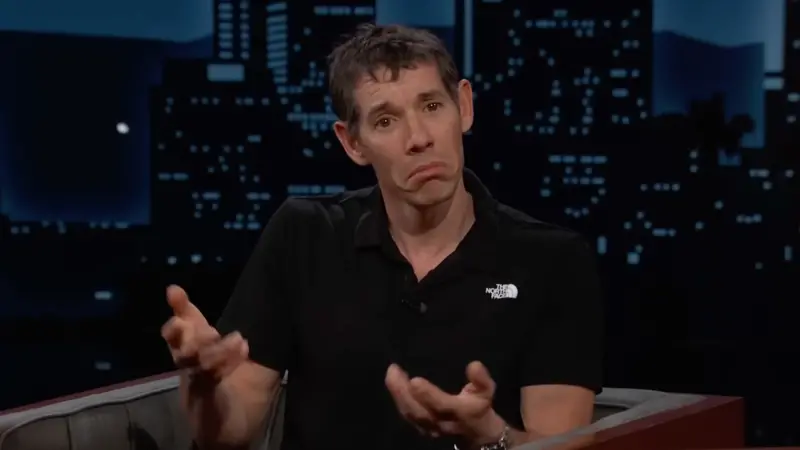 霍諾德不怕高是假的？親吐101高空解放雙手真相：我想要耍帥