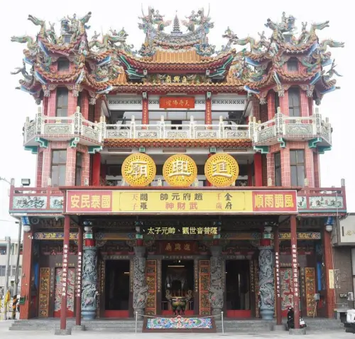 ▲清水高美進興廟(圖／翻攝進興廟臉書)　