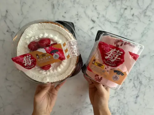 ▲聖桃園聯名We Sweet甜點推薦首推「草莓芙蓮派」以及「草莓甜心捲」。（圖／全聯提供pxmart.com）