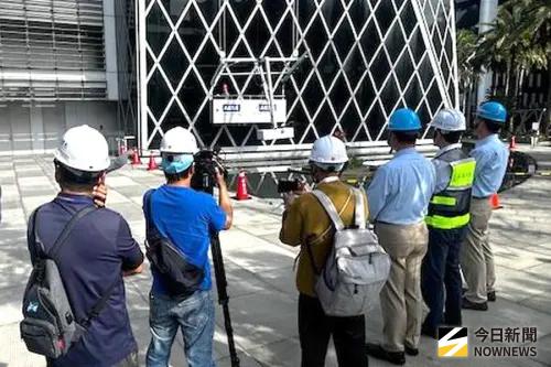 除舊佈新安全第一！高雄市勞工局舉辦大樓外牆清洗作業安全觀摩
