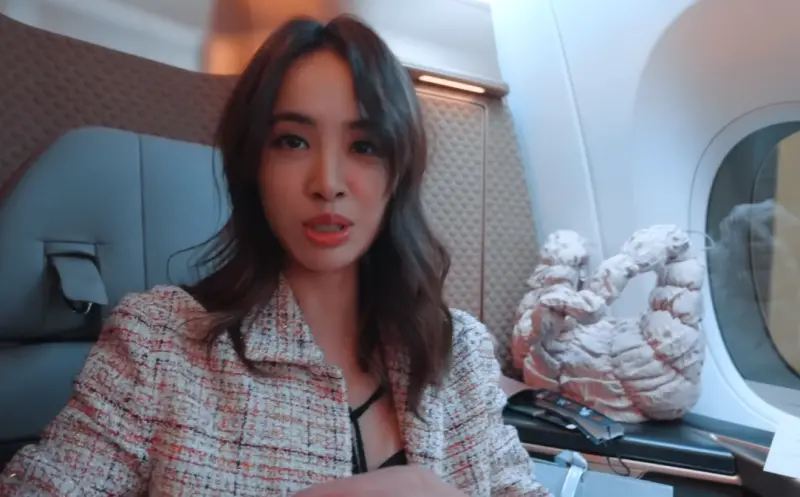 ▲今日娛樂搶先看包含蔡依林（如圖）搭機遭影射耍大牌，真相曝光後才知她是被抹黑的。鄧紫棋大巨蛋演唱會門票今日開賣，永豐卡友才有資格搶先購。（圖／JOLIN 蔡依林 YouTube）