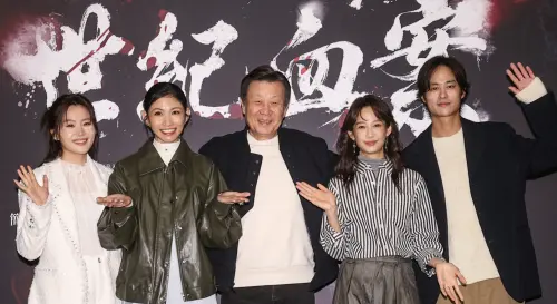 ▲《世紀血案》翻拍林義雄家族慘案！楊小黎（左起）李千娜、寇世勳、簡嫚書、夏騰宏等主演遭萬人抵制。（圖／費思兔文化娛樂股份有限公司提供）