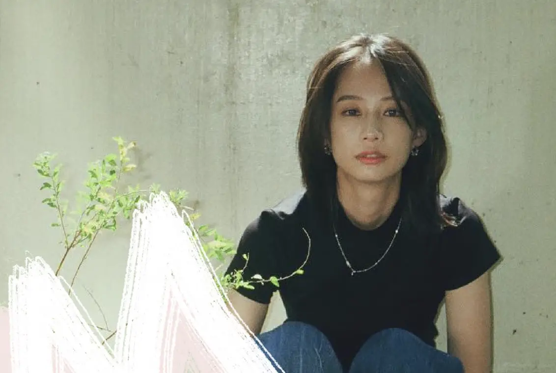 ▲簡嫚書（如圖）參與電影《世紀血案》演出，未料近來電影遭到抵制，她的臉書、IG也湧入許多聲音，其他主演包括夏騰宏、李千娜、楊小黎也無辜被出征。（圖／翻攝自簡嫚書臉書）