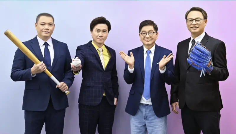 ▲2026 WBC 世界棒球經典賽將於3月5日點燃戰火！台視屆時將無線電視獨家轉播，資深主播王李中彥與錢定遠、曹竣崵、潘忠韋等專業職棒球評，屆時一同陪伴球迷見證中華隊挑戰世界、重返榮耀的熱血時刻。（圖／台視提供）