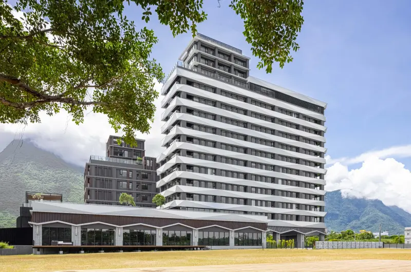 ▲煙波國際觀光集團目前於全台有10間飯店，2026年將再拓點4館，分別位於嘉義北門、花蓮新城、台中及宜蘭礁溪等。（圖／煙波國際觀光集團提供https://www.lakeshore.com.tw）