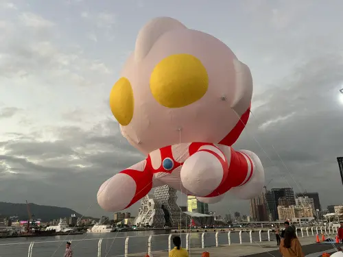 ▲超人力霸王也有Q版造型，還會飛天。（圖／George C授權提供）