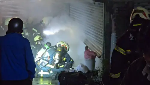 快訊／士林延平北路民宅驚傳火警！消防71人趕赴現場救出3人
