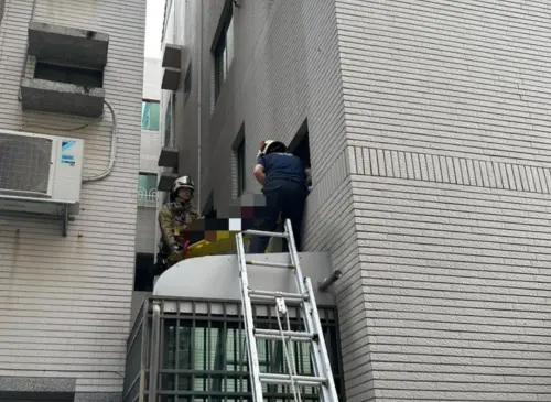 高雄男喝醉從4樓墜落！隔日被發現躺2樓採光罩　送醫搶救不治身亡
