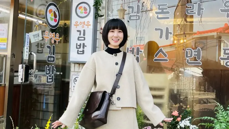 ▲KBO職棒球員李主形在朴恩斌（如圖）直播中要求重現「禹英禑」說話方式引發爭議，因涉及自閉症角色倫理遭網友批評，培證英雄隊隨後致歉，表示球員已認知不妥。（圖／翻攝自朴恩斌IG@eunbining0904）